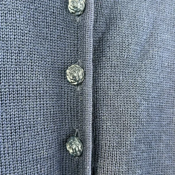 Vintage Vitabella Norway Embroidered Wool  Cropped Cardigan - Picture 4 of 9